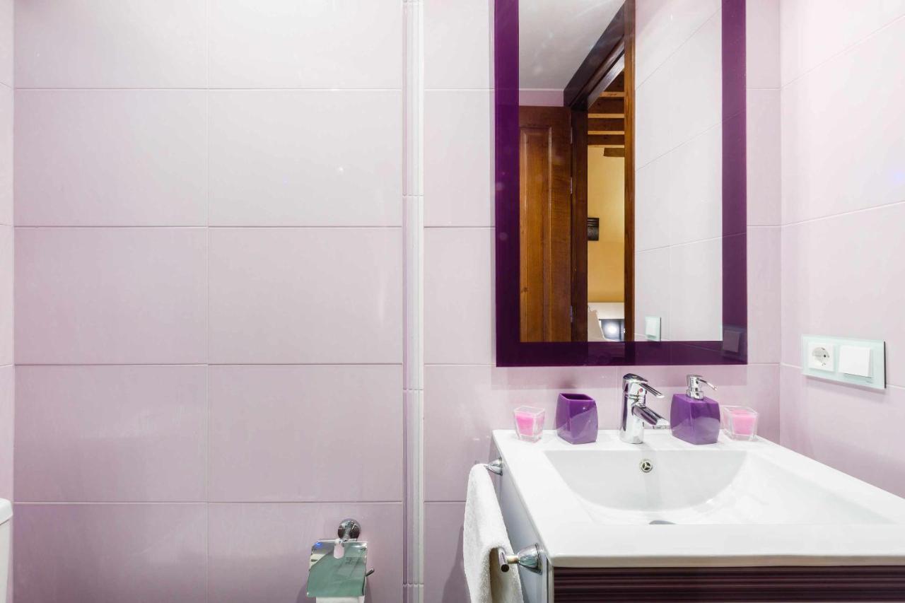 Apartamento Con Patio Junto A La Catedral By Toledo Ap Екстериор снимка
