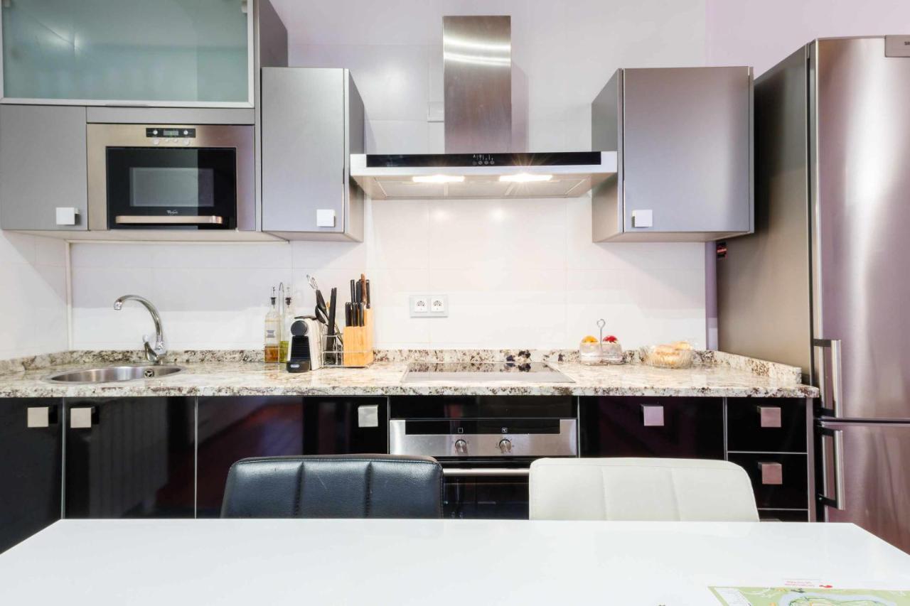 Apartamento Con Patio Junto A La Catedral By Toledo Ap Екстериор снимка