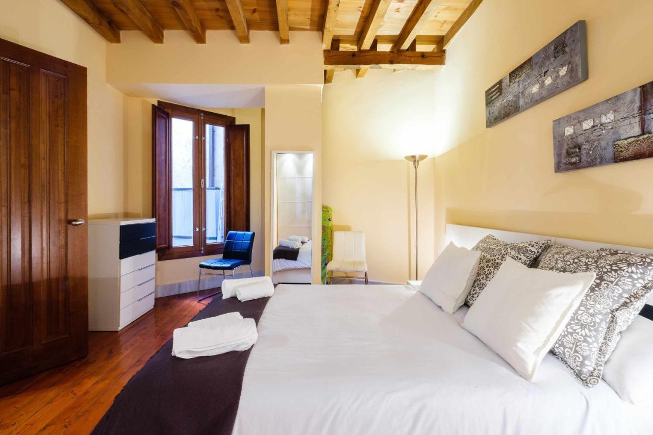 Apartamento Con Patio Junto A La Catedral By Toledo Ap Екстериор снимка